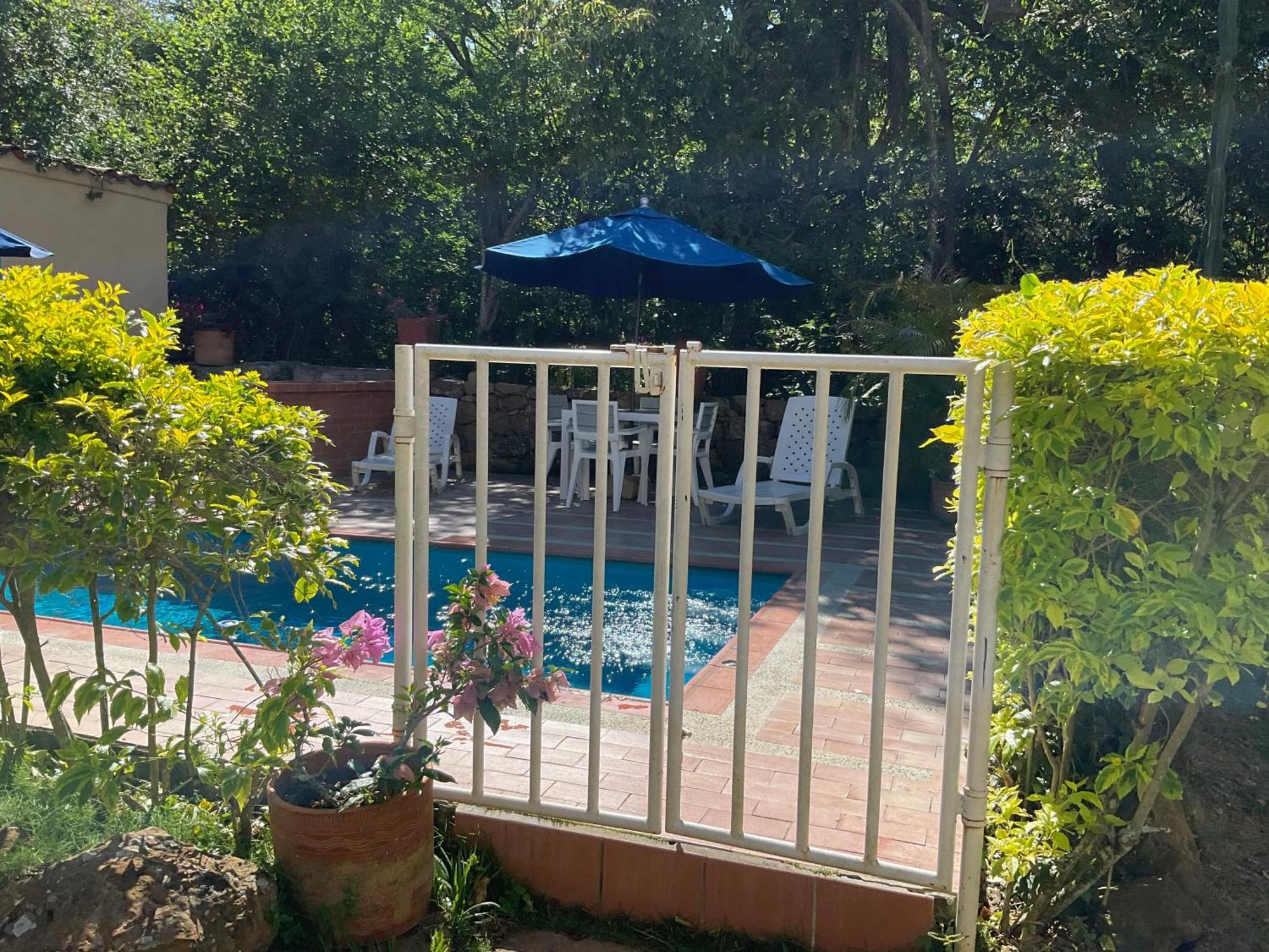 Casona El Retiro Baricharaアパートメント エクステリア 写真