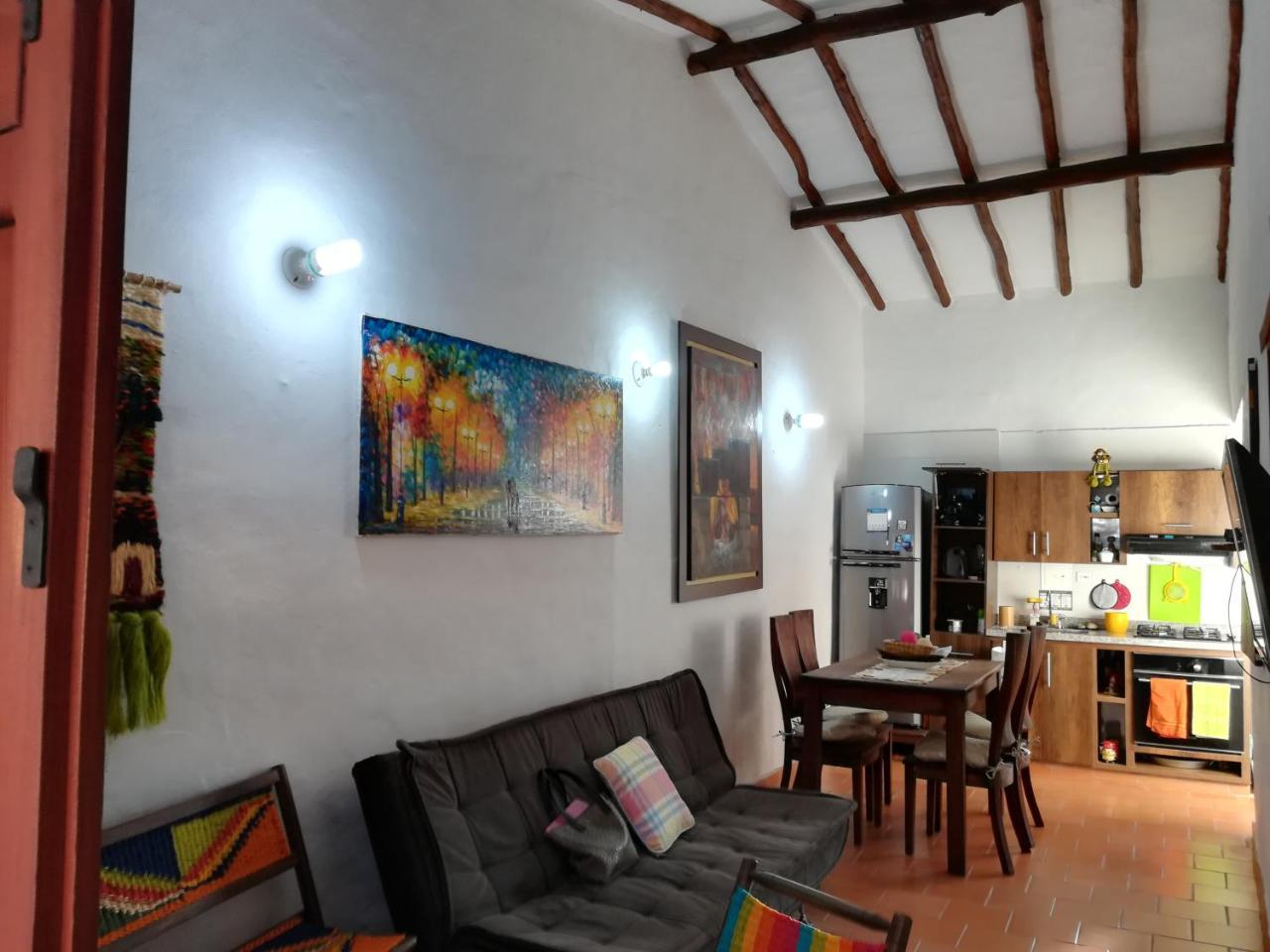 Casona El Retiro Baricharaアパートメント エクステリア 写真