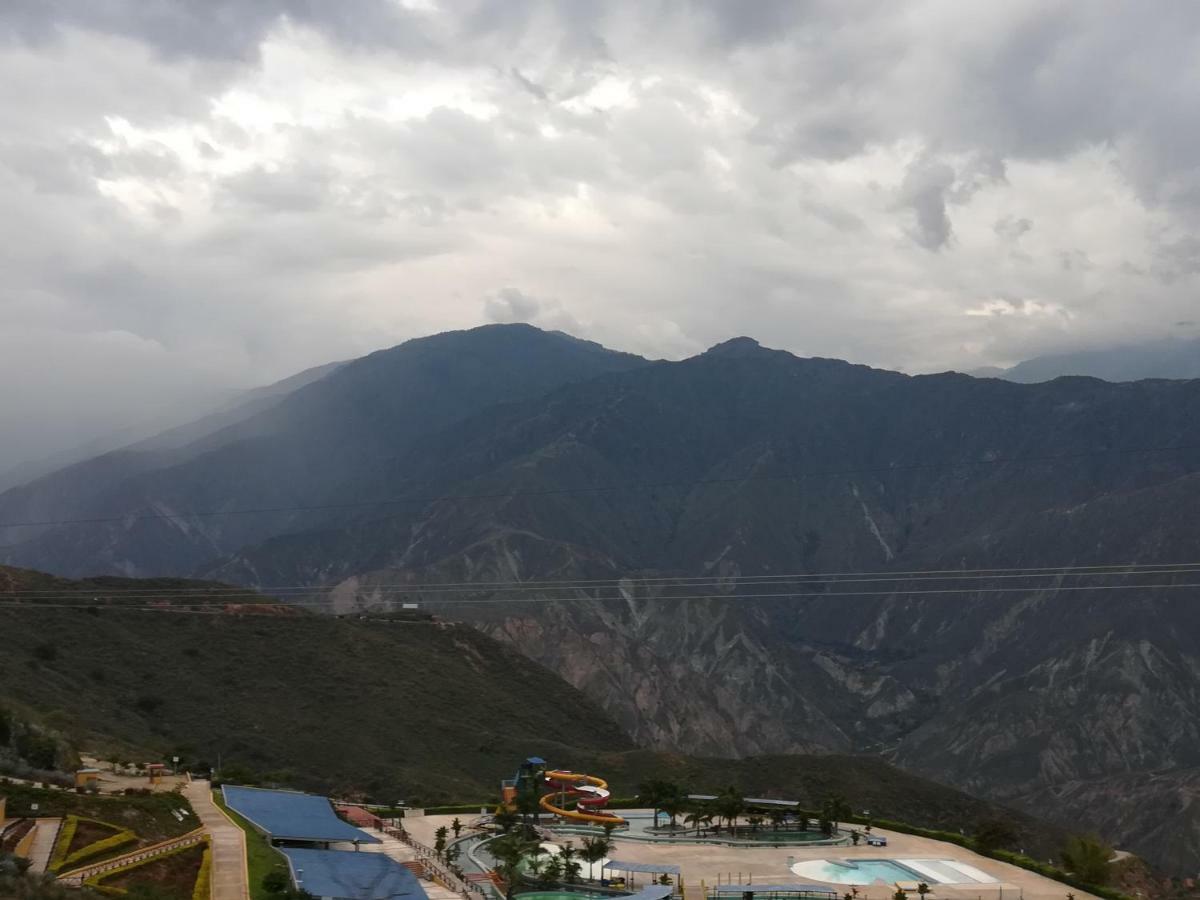 Casona El Retiro Baricharaアパートメント エクステリア 写真